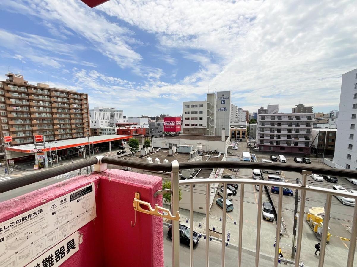 ローヤルハイツ菊水駅 Lägenhet Sapporo Exteriör bild